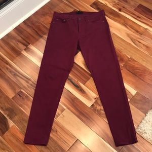 🌼🌼NWOT Banana Republic Maroon Jeans